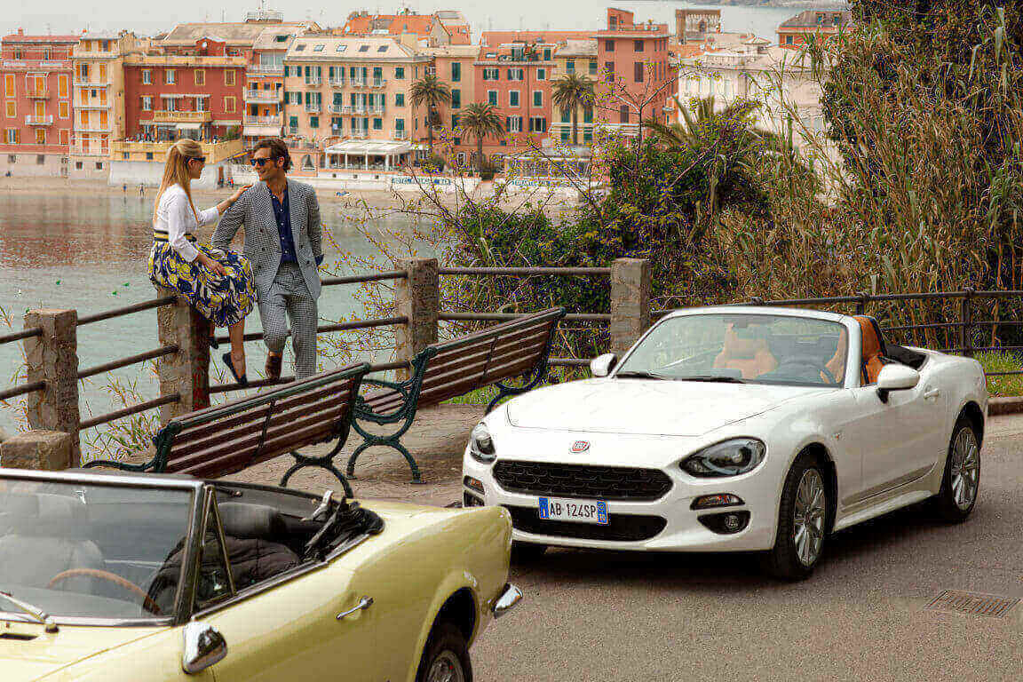 Classic Fiat 124 spider and New Fiat 124 spider_13