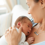 Las mejores joyas para regalar a madres primerizas de Tous