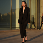 El luto-chic, la tendencia de moda de las famosas en