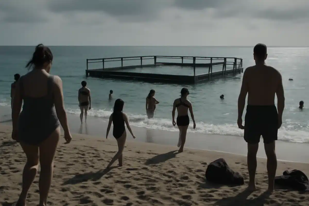 Piscine in spiaggia a Rimini: scontro tra sindaco e ambientalisti sul futuro della costa