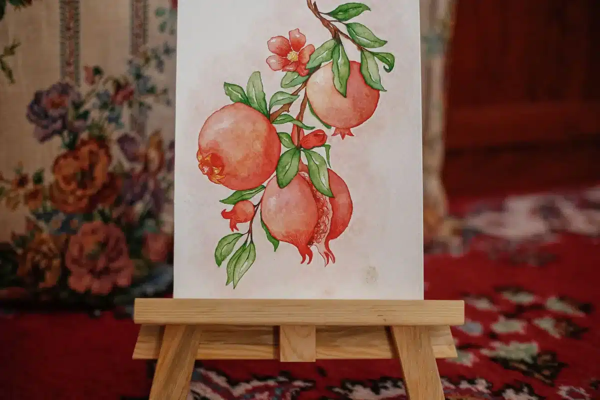 Natura morta con frutta e fiori su carta, stile impressionista classico