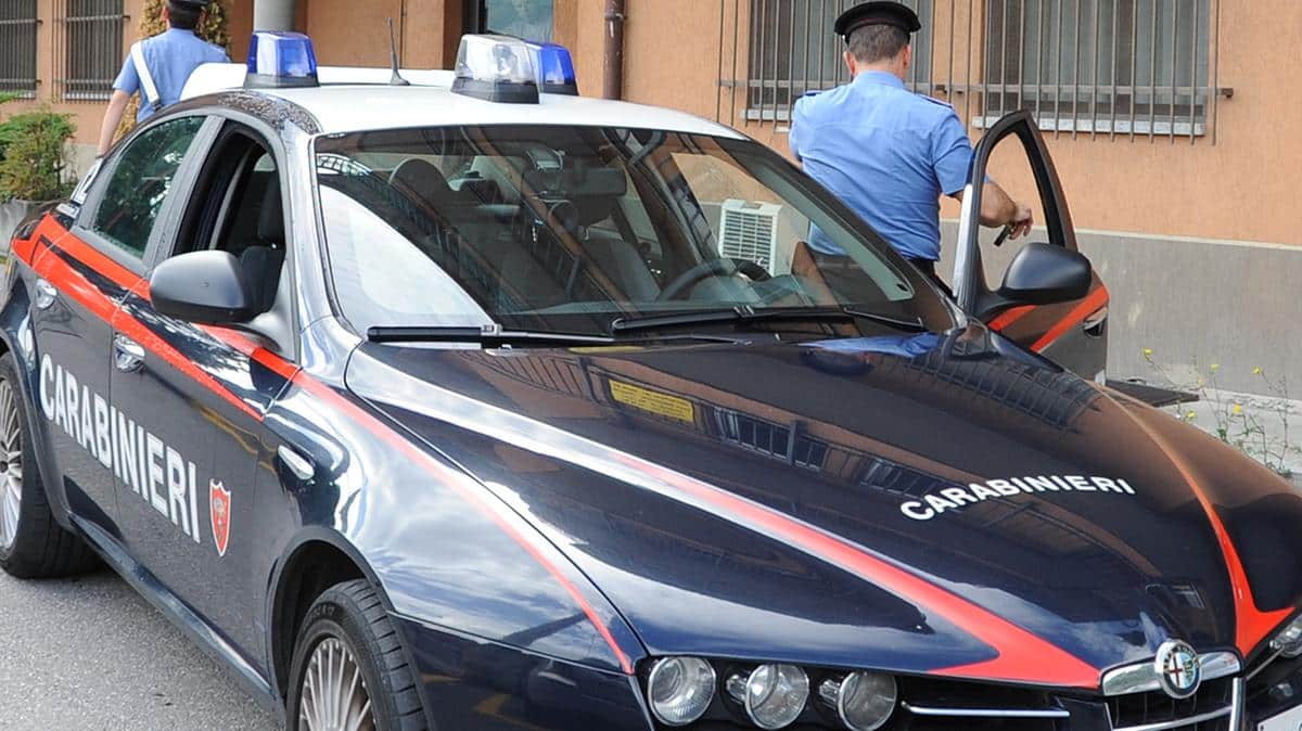 Marito e moglie trovati in casa senza vita, erano morti da almeno 10 giorni