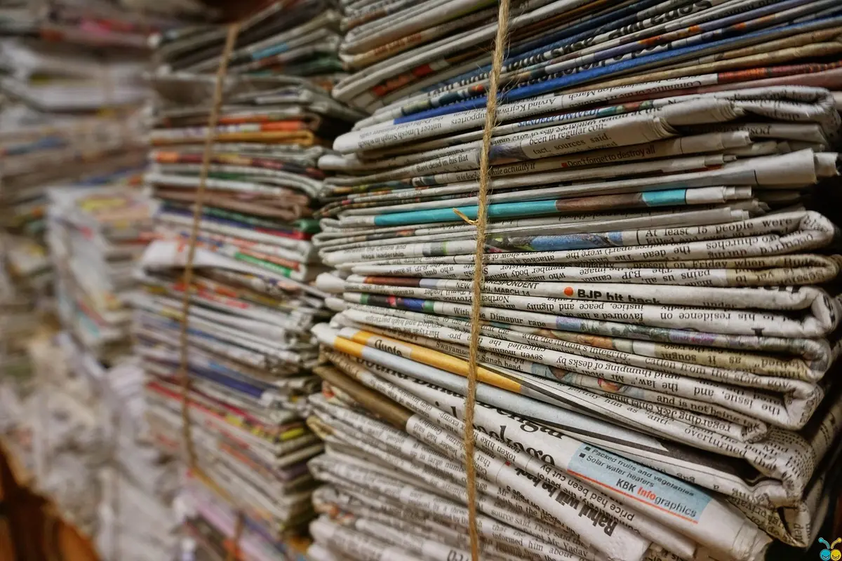 Copie originali di quotidiani storici dal 1946 esposte in una mostra