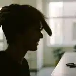 Tagli di Capelli Perfetti per i Trentenni: Scopri i Migliori Stili!