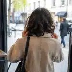 Capelli ricci: tagli e acconciature donna per autunno-inverno imperdibili