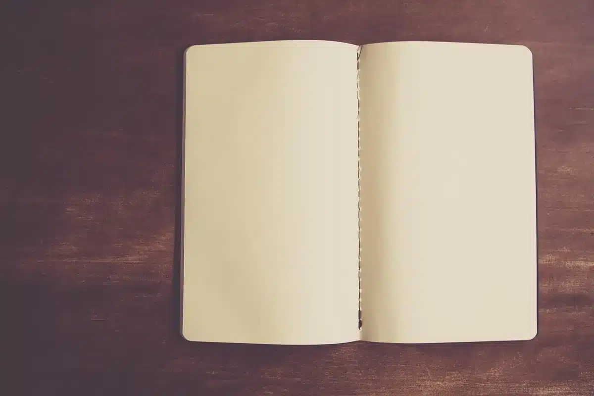 Contenitori vuoti e placeholder nel codice di una pagina web